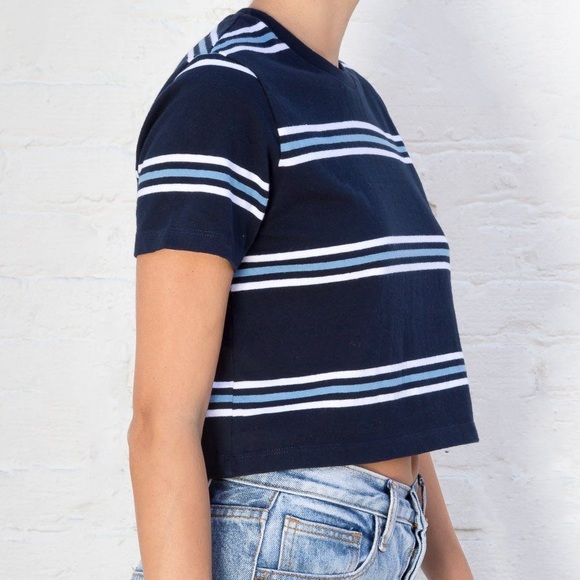 Brandy Melville Helen Crop Top - Picture 3 of 8